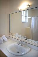 Holiday Sunset Villa Above the Beach