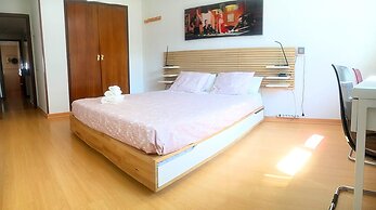 Modern and Comfortable Madrid Flat