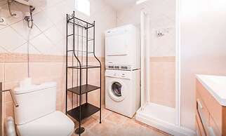 Modern and Comfortable Madrid Flat