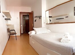 Modern and Comfortable Madrid Flat