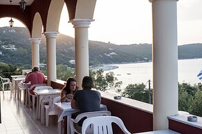Apraos Bay Hotel In Kalamaki Beach, 100m From the Lovely Sandy Beach