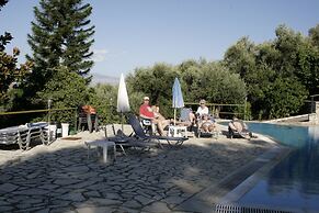 Apraos Bay Hotel In Kalamaki Beach, 100m From the Lovely Sandy Beach