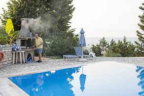 Apraos Bay Hotel In Kalamaki Beach, 100m From the Lovely Sandy Beach