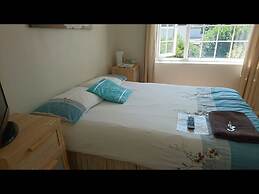 Room-en Suite Shower Room Double Room wi