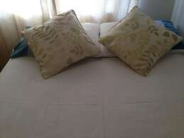 Room-en Suite Shower Room Double Room wi