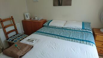 Room-double With Shared Bathroom Sleeps