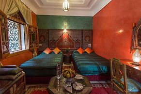 Zohra Room - Full Beed