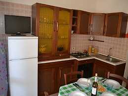 Villa With Shady Garden and air Conditioning in Torre Dell'orso