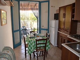 Villa With Shady Garden and air Conditioning in Torre Dell'orso