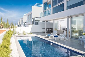 Villa Bp4, Contemporary 3bdr Protaras Villa With Pool, Close to Fig Tr