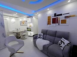 Luxurious Apartment 4to Level With Security Camera