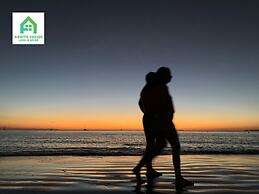 Tiny House on Koh Lanta Only 2 Mins Walk to the Beach