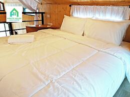 Tiny House on Koh Lanta Only 2 Mins Walk to the Beach