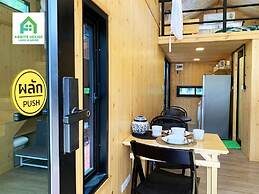 Tiny House on Koh Lanta Only 2 Mins Walk to the Beach