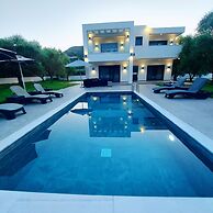 Grande Amore Luxury Villa