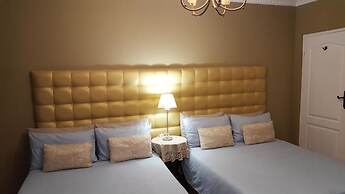 Savoy Lodge - Standard Double Room 7