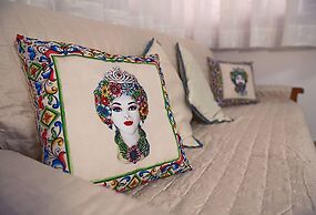 Villa Linda by the sea in South Sicily