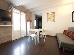 Barceloneta Apartment With Balcony