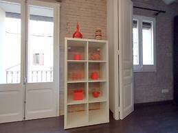 Barceloneta Apartment With Balcony