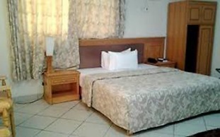 Luxurious Sunset Hotel in Kumasi