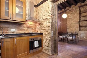 Stylish Gothic Apartment In El Born