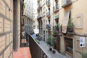 Stylish Gothic Apartment In El Born