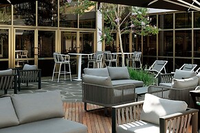 Shefayim Hotel