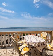 Seaview Apartment Paula 6 300m From Sea