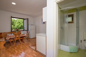 Seaview Apartment Paula 6 300m From Sea