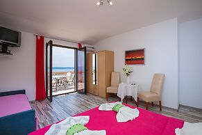 Seaview Apartment Paula 6 300m From Sea