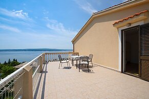Seaview Apartment Paula 6 300m From Sea