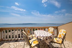 Seaview Apartment Paula 6 300m From Sea