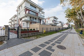 Klifowa Apartments by Renters