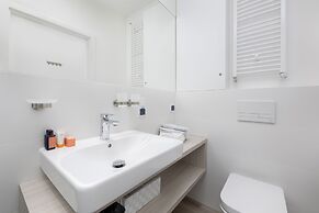 Platinium Apartments by Renters