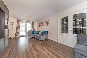 Large 5BR Home in Bedford Ideal for big Groups