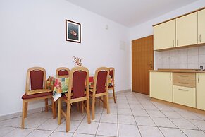 Apartment Emina