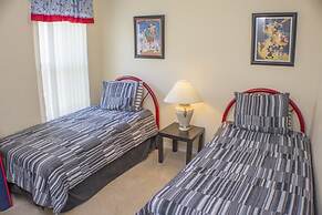 Mark's Sunrise Lakes Villa 4 Bedroom Home by Redawning