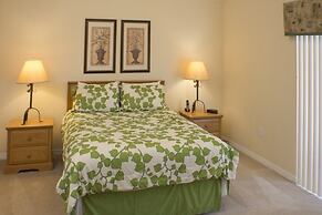 Mark's Sunrise Lakes Villa 4 Bedroom Home by Redawning