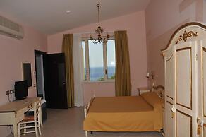 B&B Scilla Town