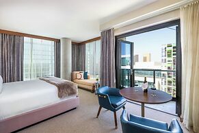 Drey Hotel