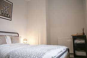 Fortunae Boutique Apartment BY Fang