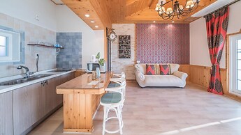 Namhae Alhambra Pension