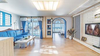 Namhae Alhambra Pension