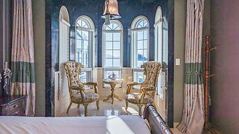 Namhae Alhambra Pension