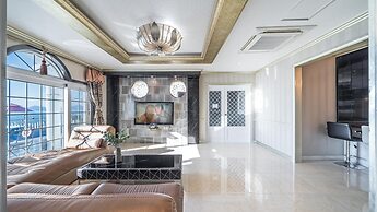 Namhae Alhambra Pension