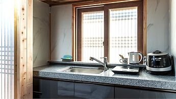 Gyeongju Nenugnam20 Hanok Pension