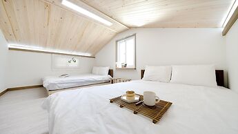 Gyeongju Nenugnam20 Hanok Pension