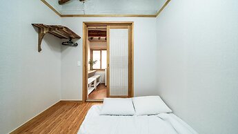 Gyeongju Nenugnam20 Hanok Pension