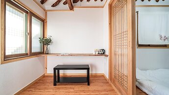 Gyeongju Nenugnam20 Hanok Pension