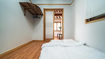 Gyeongju Nenugnam20 Hanok Pension